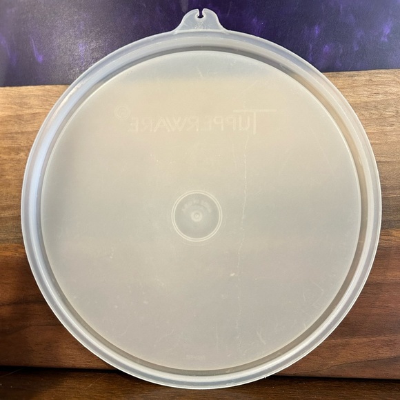 Tupperware Clear / Frosted Replacement Lid X 228-25 Good Condition See Pictures - Picture 2 of 4